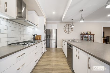 Property photo of 33 Riverside Boulevard Killara VIC 3691