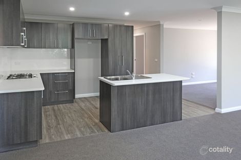 Property photo of 2/96 Queen Street Oberon NSW 2787