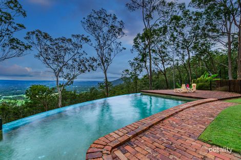 1068 Mount Nebo Rd, Jollys Lookout, QLD 4520
