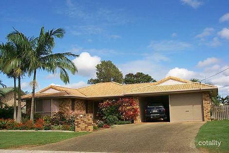 7 Holly Rd, Victoria Point, QLD 4165