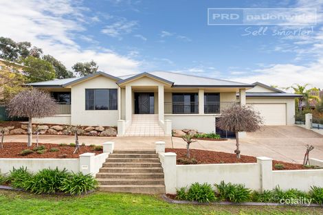 71 Simkin Cres, Kooringal, NSW 2650