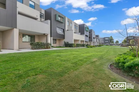 70/27 TURVA AVE, TARNEIT, VIC 3029