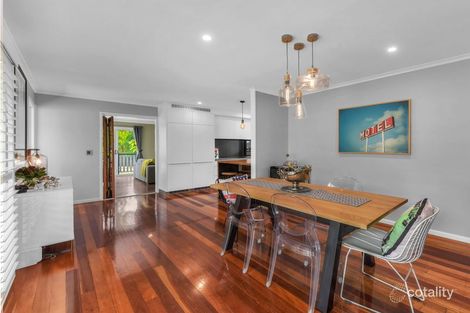 Property photo of 170 Englefield Road Oxley QLD 4075