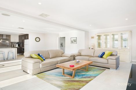 Property photo of 4 Alba Court Mill Park VIC 3082