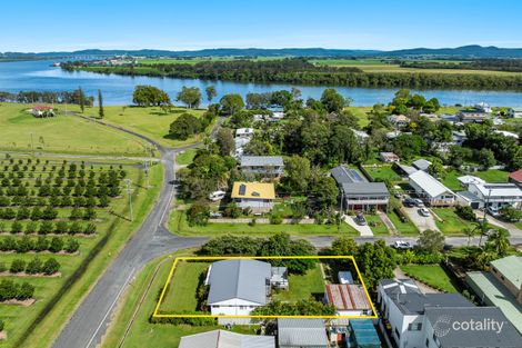 15 Yamba St, Palmers Island, NSW 2463