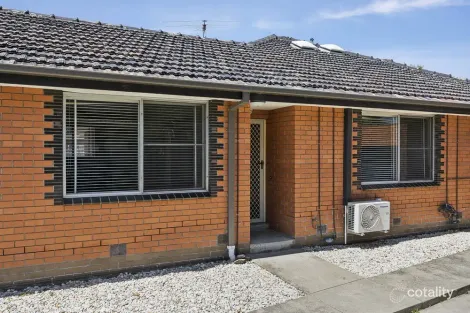 2/1 Cudgewa Pl, Keilor East, VIC 3033