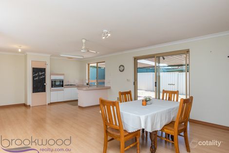 Property photo of 16 Hindoo Elbow Stratton WA 6056