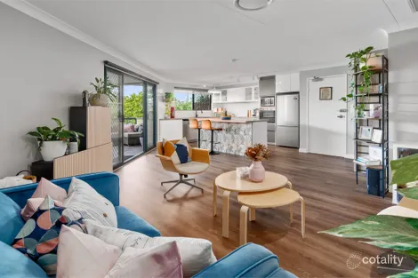 Property photo of 2/30 Real Street Annerley QLD 4103