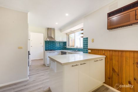 Property photo of 2 Zina Grove Mooroolbark VIC 3138