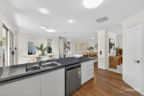 Property photo of 88 Roxburgh Circle Kinross WA 6028