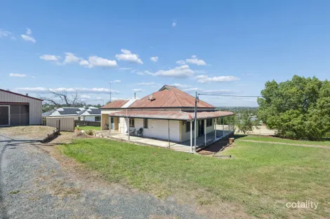 12 Elizabeth St, Young, NSW 2594