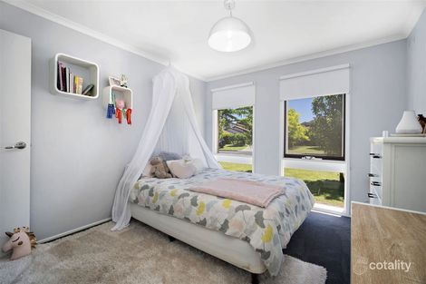Property photo of 1 Caroline Street Alfredton VIC 3350