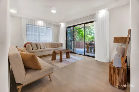 Property photo of 2/29 Second Avenue Broadbeach QLD 4218