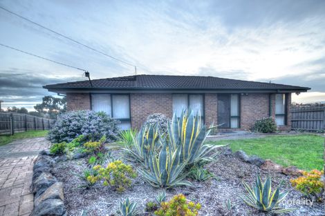 116 Kinterbury Dr, Kings Park, VIC 3021