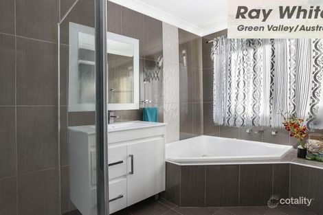 Property photo of 21 Delambre Place Hinchinbrook NSW 2168