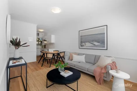 2/5 Leicester St, Glenelg North, SA 5045
