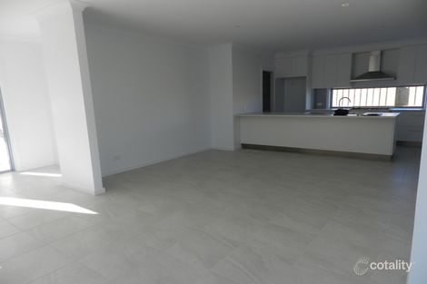 Property photo of 5 Infinity Court Paynesville VIC 3880