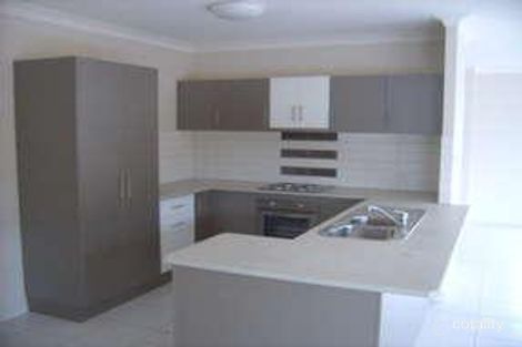 Property photo of 18 Craven Street Redlynch QLD 4870
