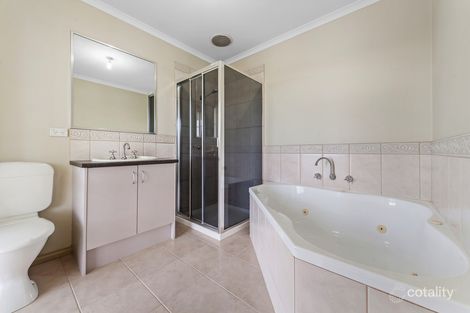 Property photo of 12 Parer Way Roxburgh Park VIC 3064
