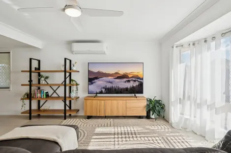 Property photo of 4 Ferrari Street Lawnton QLD 4501