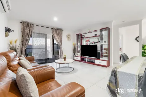 Property photo of 14 Mount Wheeler Street Park Ridge QLD 4125