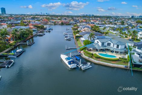 27 Smugglers Pl, Runaway Bay, QLD 4216