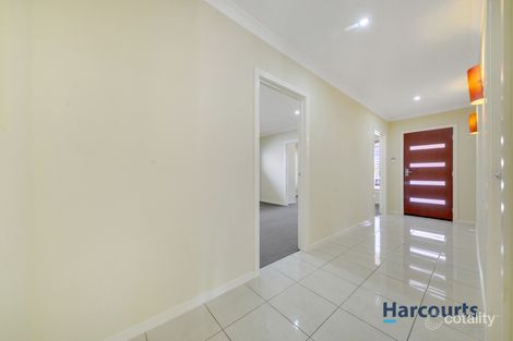 Property photo of 42 Toritta Way Truganina VIC 3029