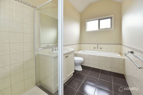 Property photo of 2/28 Cooper Street Essendon VIC 3040
