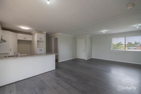 Property photo of 8 Hurford Place Forbes NSW 2871