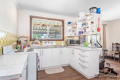 Property photo of 19 Kenny Crescent Rangeway WA 6530