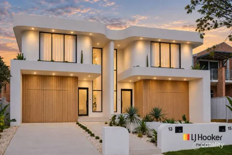 13 Carew St, Padstow, NSW 2211