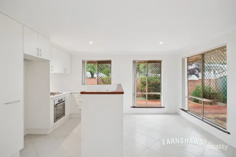 Property photo of 1/26 Montreal Road Woodbridge WA 6056