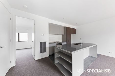 Property photo of 77 Oakden Crescent St Albans VIC 3021