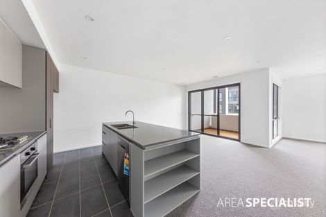 Property photo of 77 Oakden Crescent St Albans VIC 3021