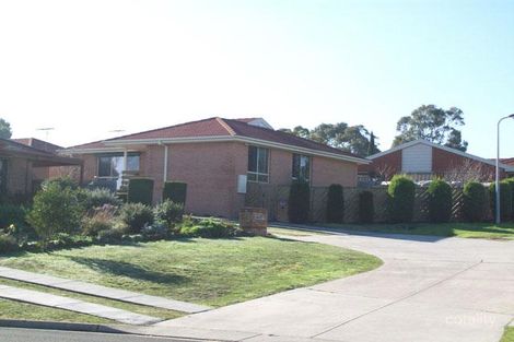 Property photo of 1/12 Southwell Close Endeavour Hills VIC 3802
