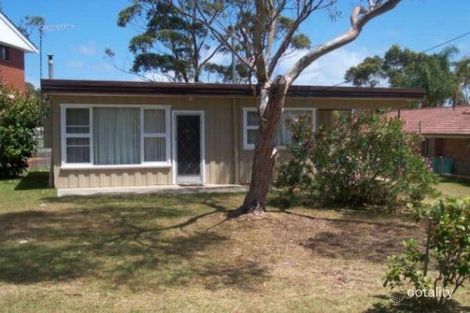 33 River Rd, Sussex Inlet, NSW 2540