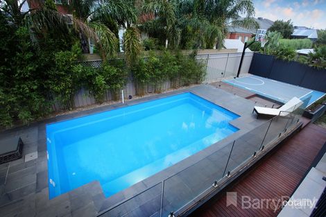 Property photo of 22 Sidgewick Street Attwood VIC 3049