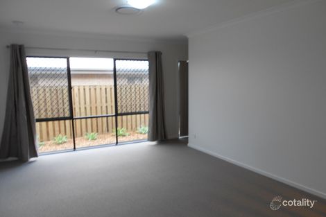 Property photo of 3 Nullarbor Street Pimpama QLD 4209