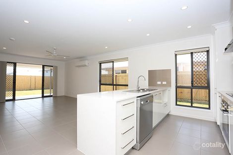 216 Todds Rd, Lawnton, QLD 4501