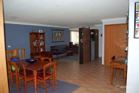 Property photo of 18 Lucas Avenue Green Point NSW 2428