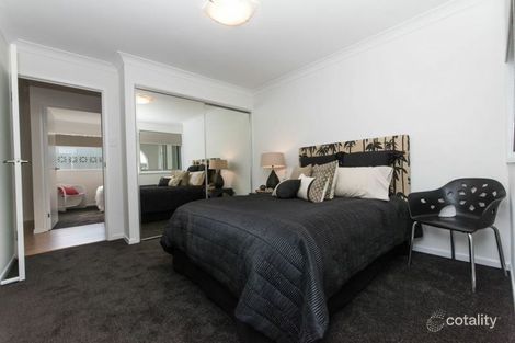 Property photo of 9 Rio Vista Boulevard Broadbeach Waters QLD 4218