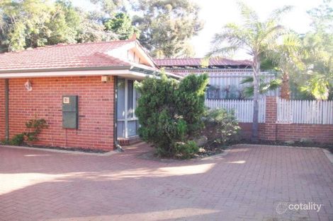 4 Dover Rd, Scarborough, WA 6019