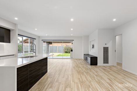 Property photo of 22 Mariner Place Safety Beach VIC 3936