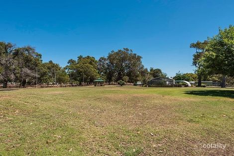Property photo of 231 Birch Drive Birchmont WA 6214