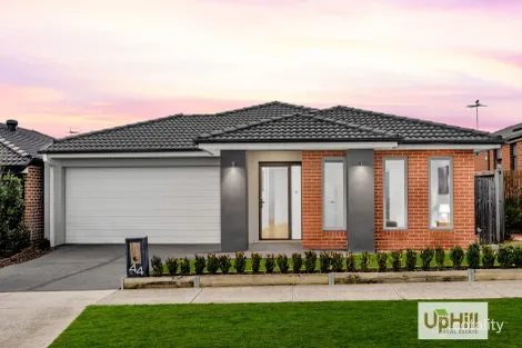 44 Picnic Ave, Clyde North, VIC 3978