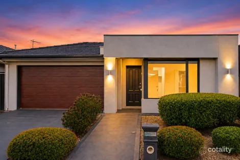 Property photo of 30 Columbus Road Kalkallo VIC 3064