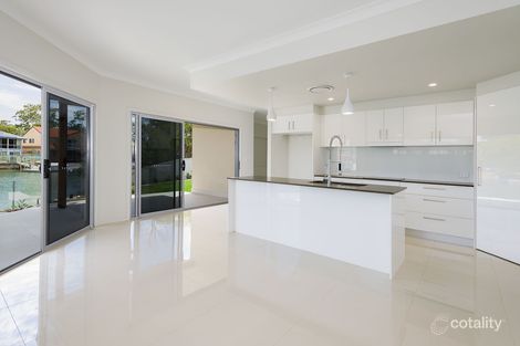 Property photo of 1/2 Vaggelas Crescent Biggera Waters QLD 4216