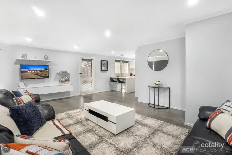 Property photo of 9 Thornbill Drive Werribee VIC 3030