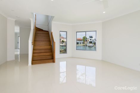 Property photo of 1/2 Vaggelas Crescent Biggera Waters QLD 4216