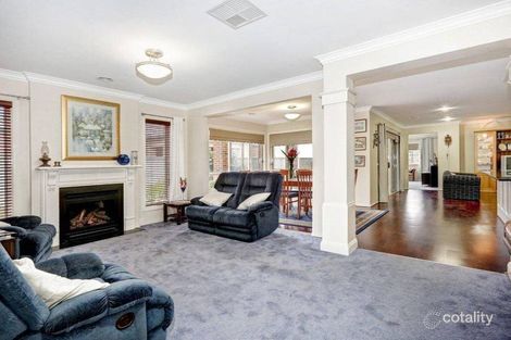 Property photo of 12 Blue Jay Crescent Tarneit VIC 3029